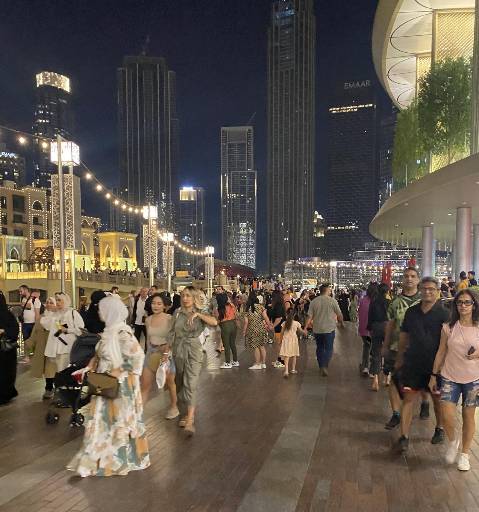 迪拜航班免签吗,上海飞往迪拜免签