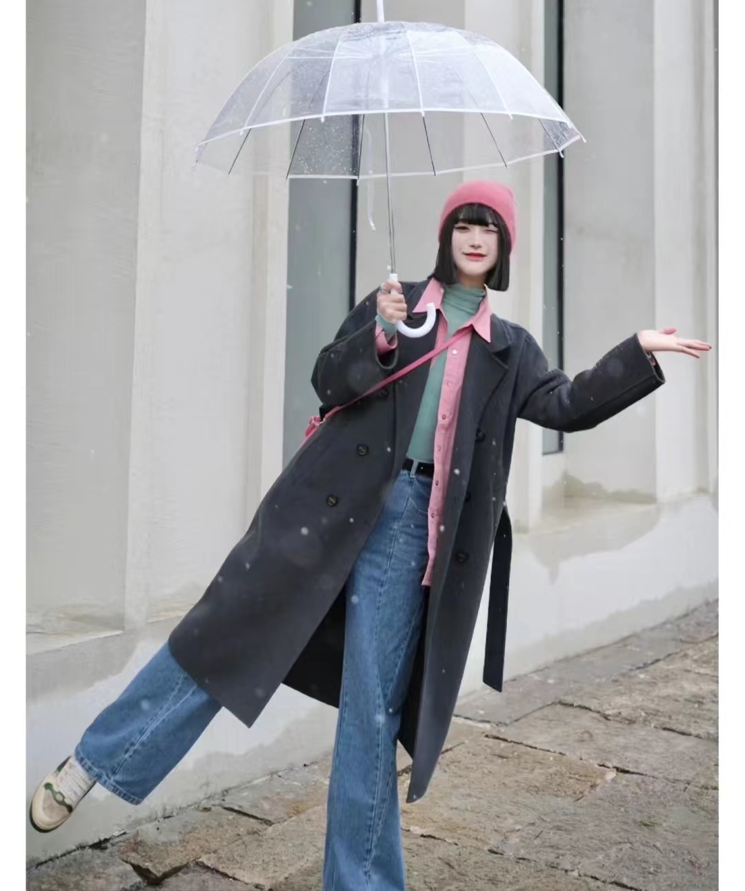 中款深灰色大衣怎么搭配好看,maxmaralabbro灰色大衣