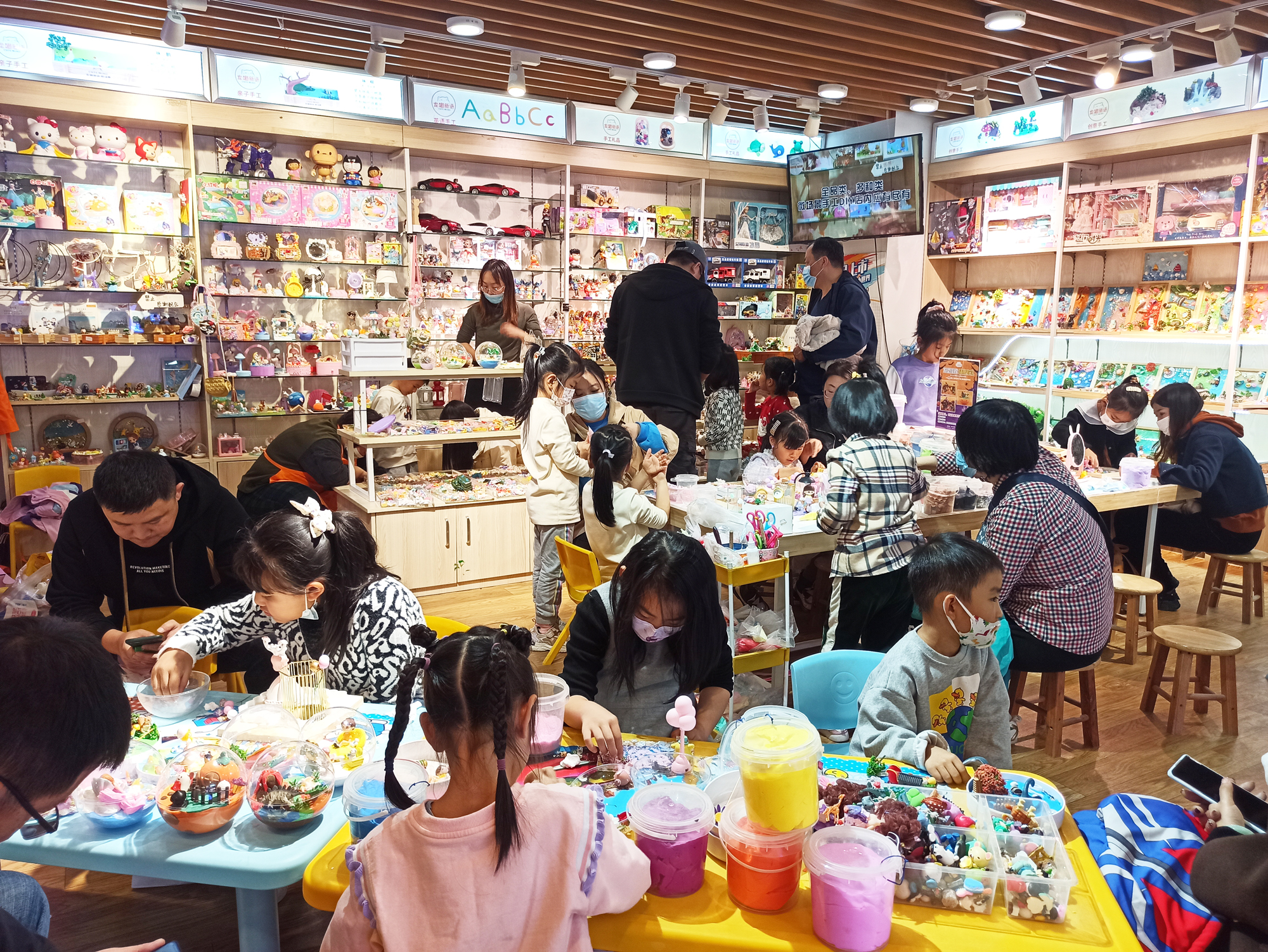 加盟龙喵新语靠谱吗,龙喵新语手工体验加盟可靠吗