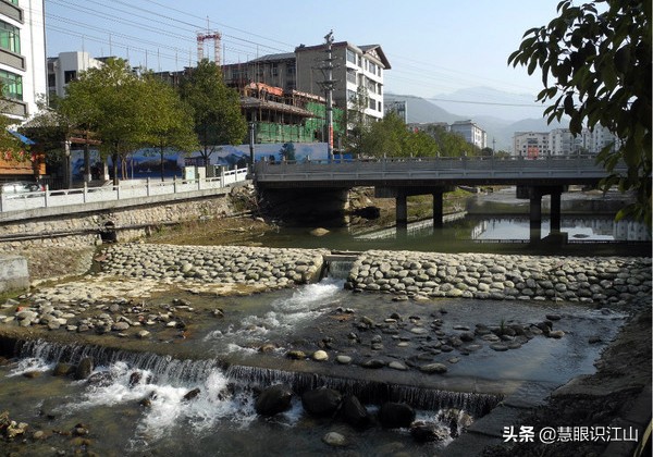 温汤镇万人泡脚,宜春温汤泡脚要多少钱