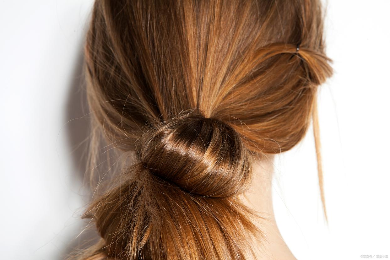 发尾打结粘连怎么办,接头发头发打结了怎么办