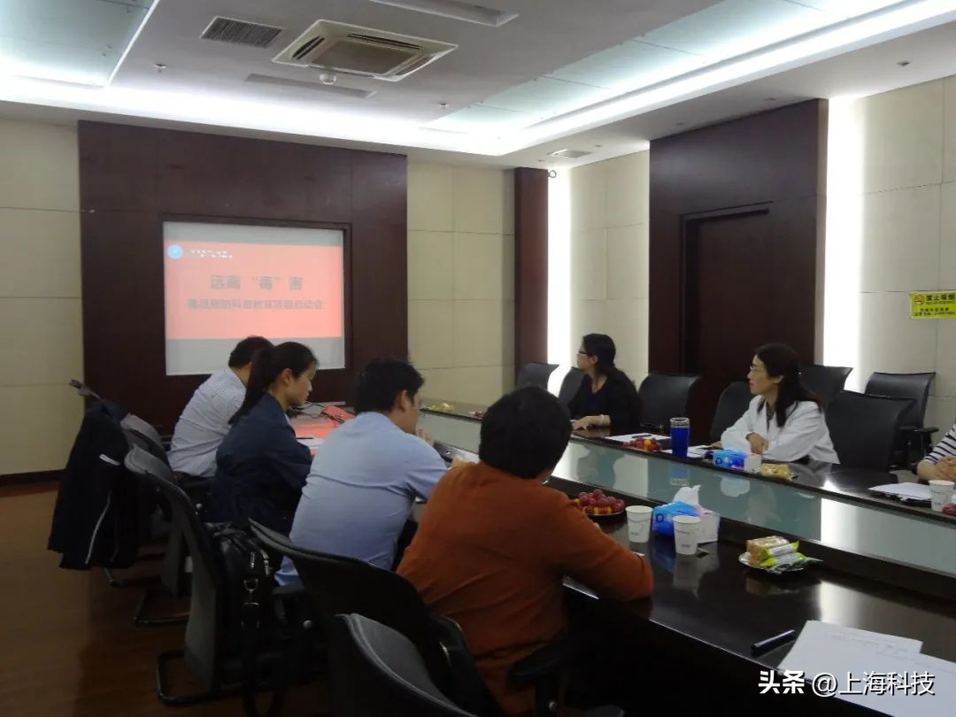 容易“成瘾”的网络时代，她是来自600号的心灵“摆渡”人|最美@赵敏