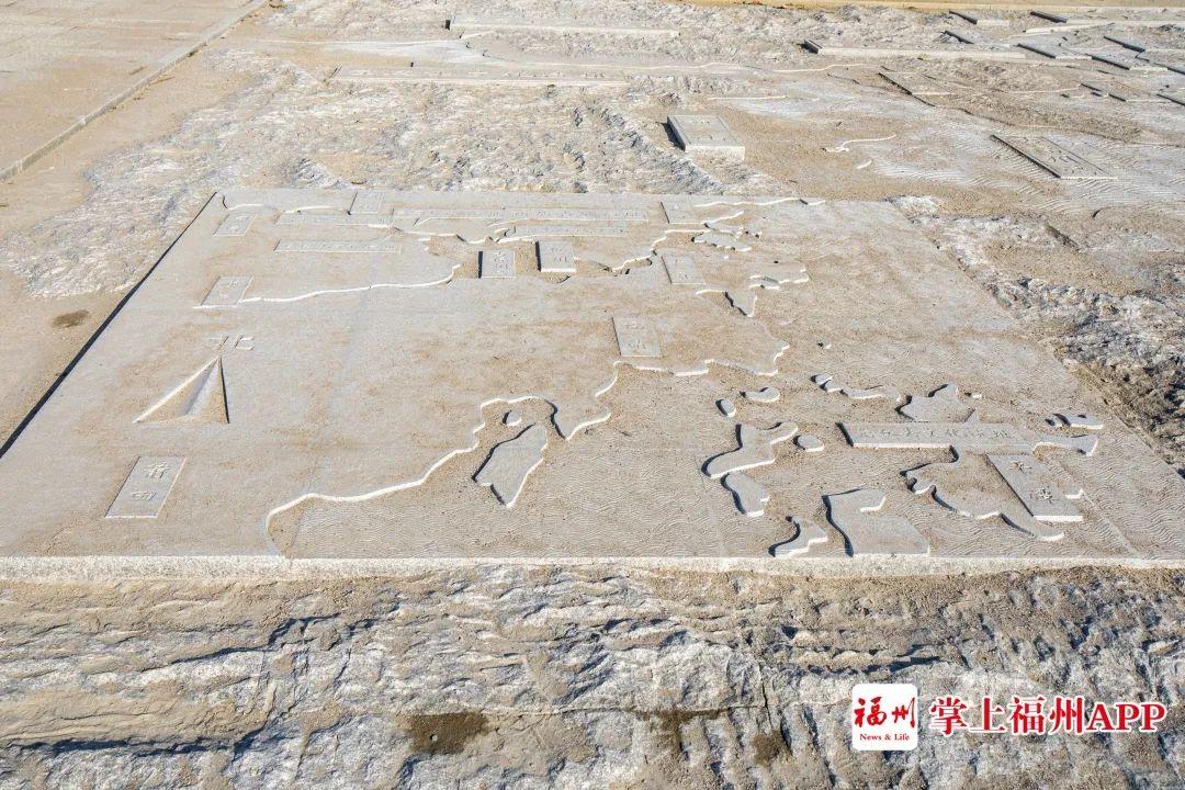 是什么内容，让福建日报用一版、三版、四版、五版重磅推出