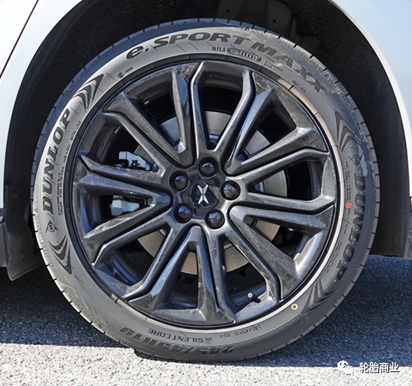 邓禄普轮胎sportmaxx多久更换,邓禄普esportmaxx测评