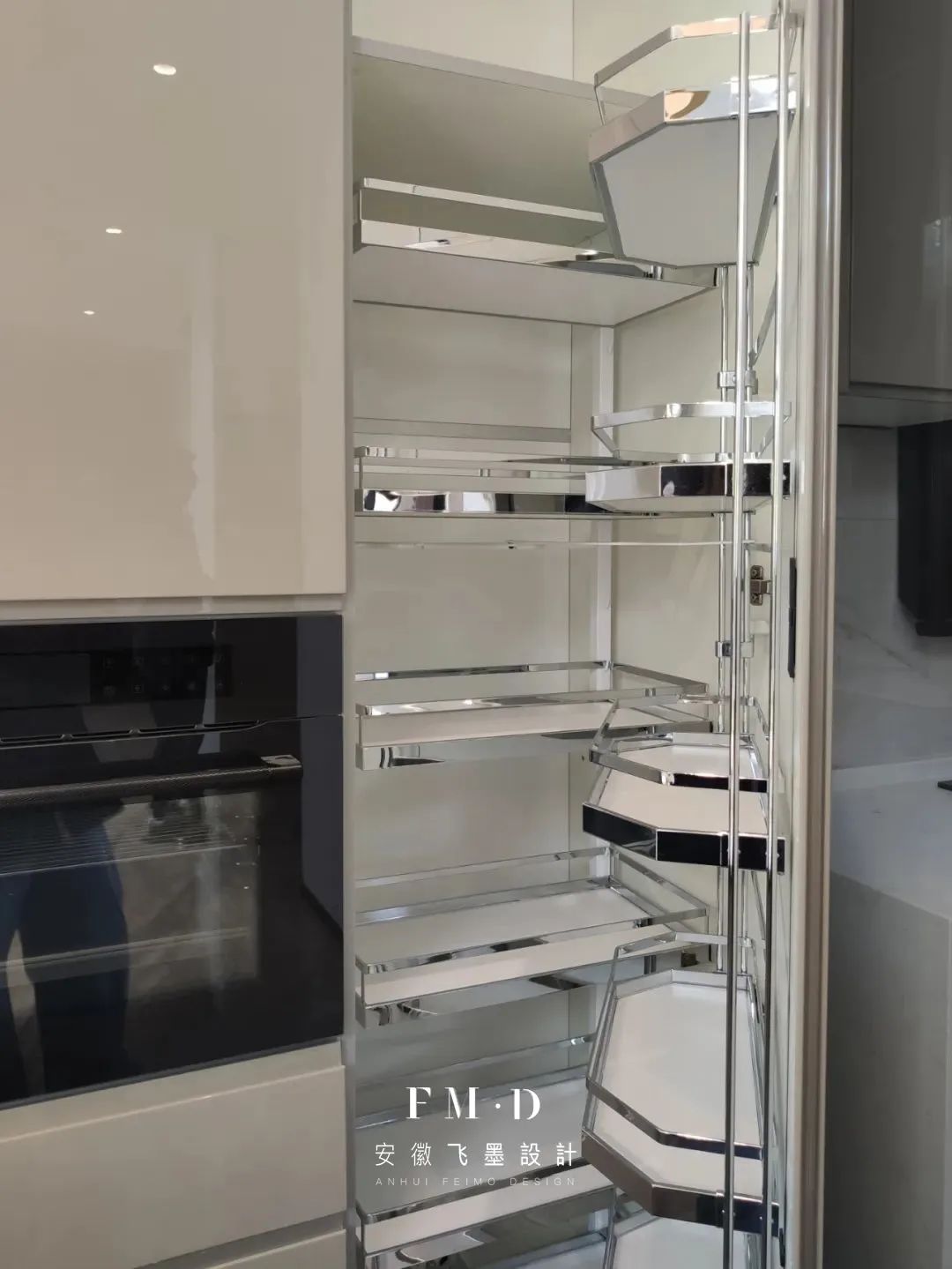 井井有条的收纳,小卧室收纳得井井有条温馨舒适