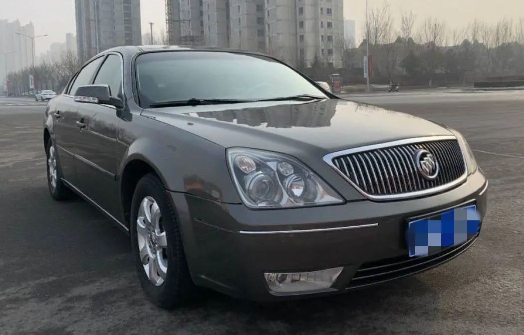 知豆新能源微型汽车续航300公里,丰田普锐斯06年刚出时报价