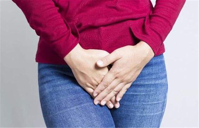 女性绝经身体有哪些变化,快到绝经的年龄要注意什么