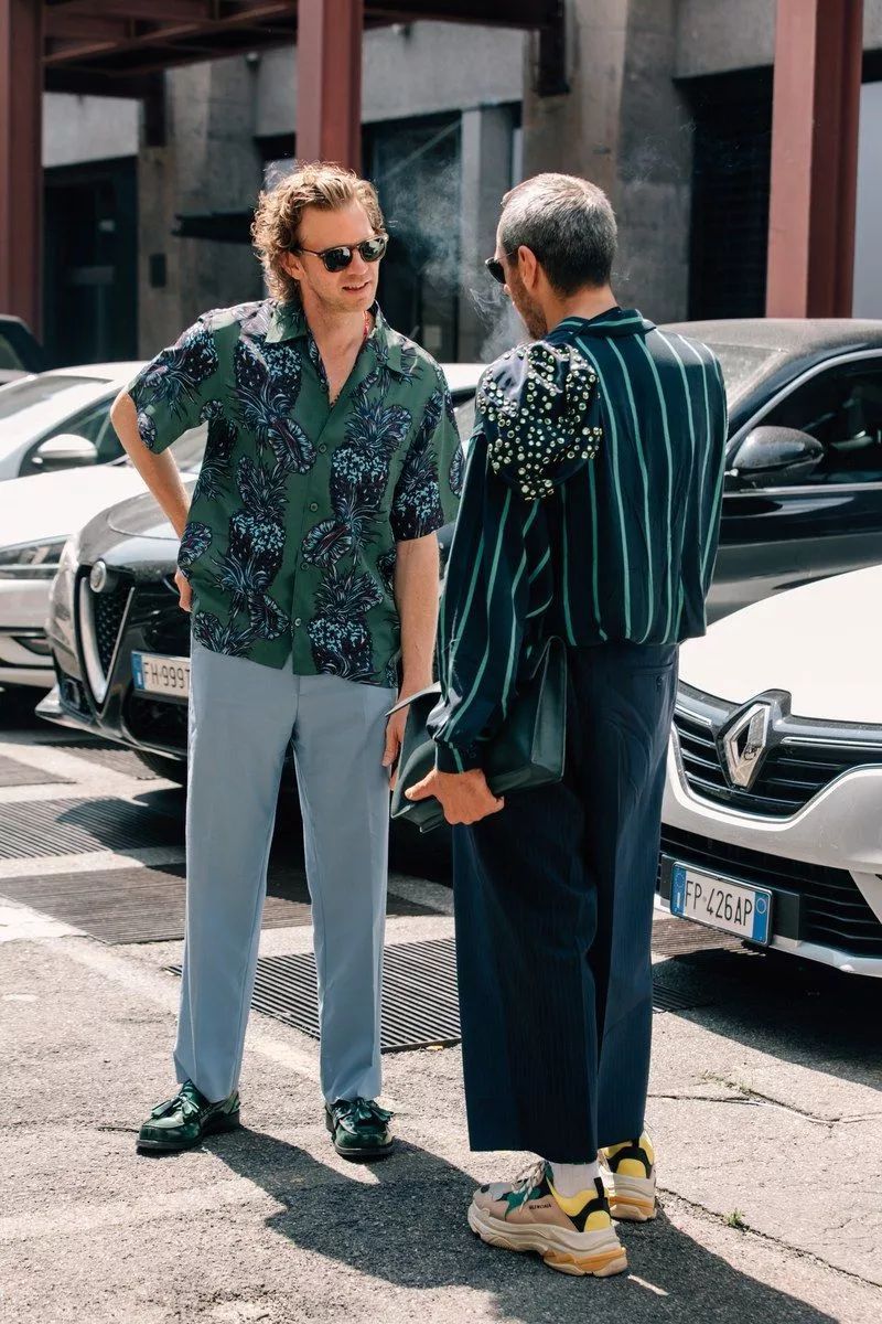 男士衬衫夏季款怎么选,今年最流行的五款男士衬衫