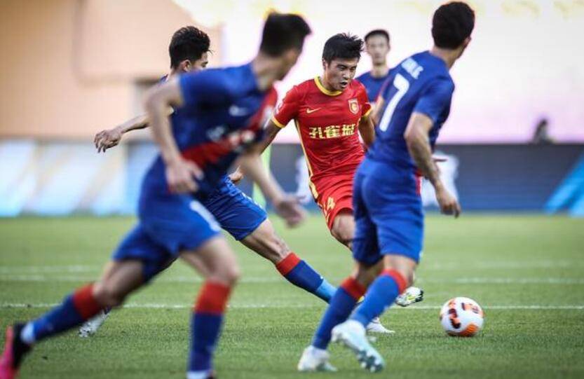 河北队对上海申花,上海申花队1-0小胜河北队