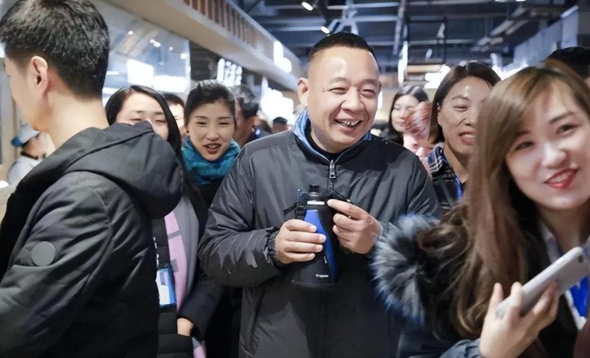 胖东来员工干一年能拿多少钱,胖东来强大的薪酬福利制度