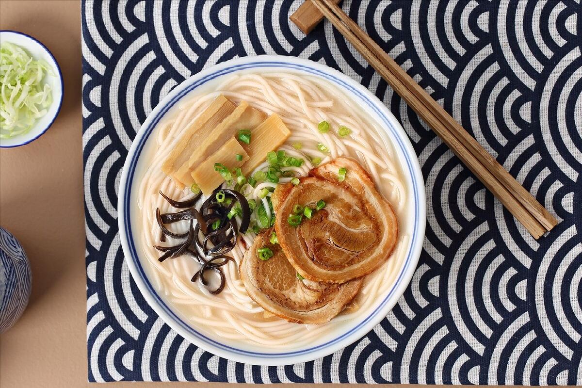 味千拉面和方便面,以前很火的味千拉面现在怎么样了