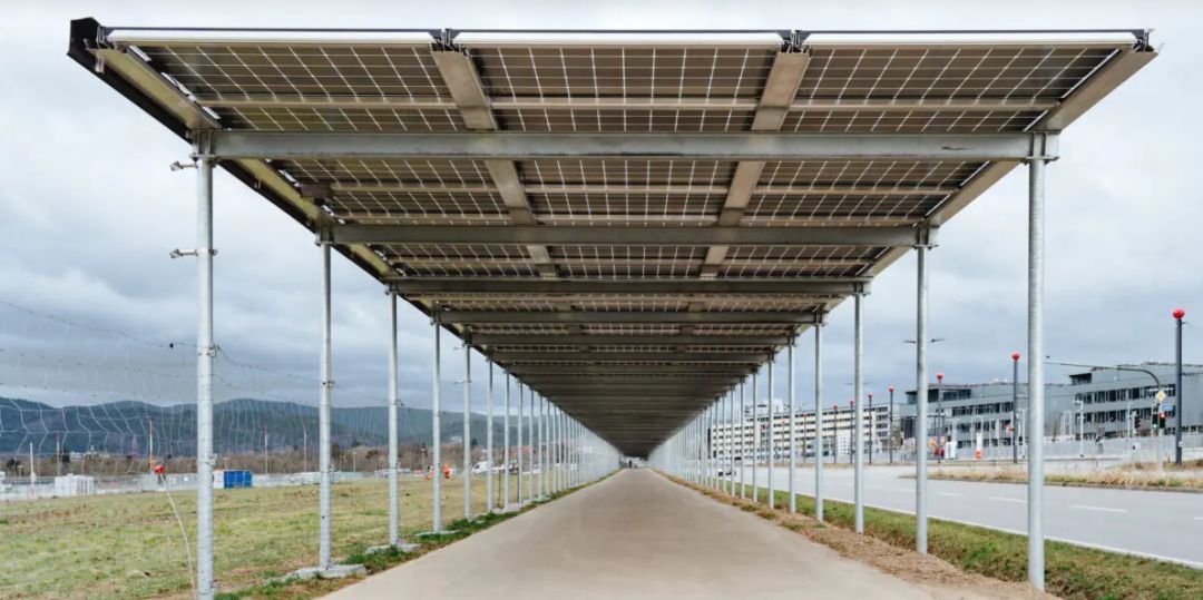 无处不光伏！全球第一条光伏自行车道，在德国诞生！中国也能搞！