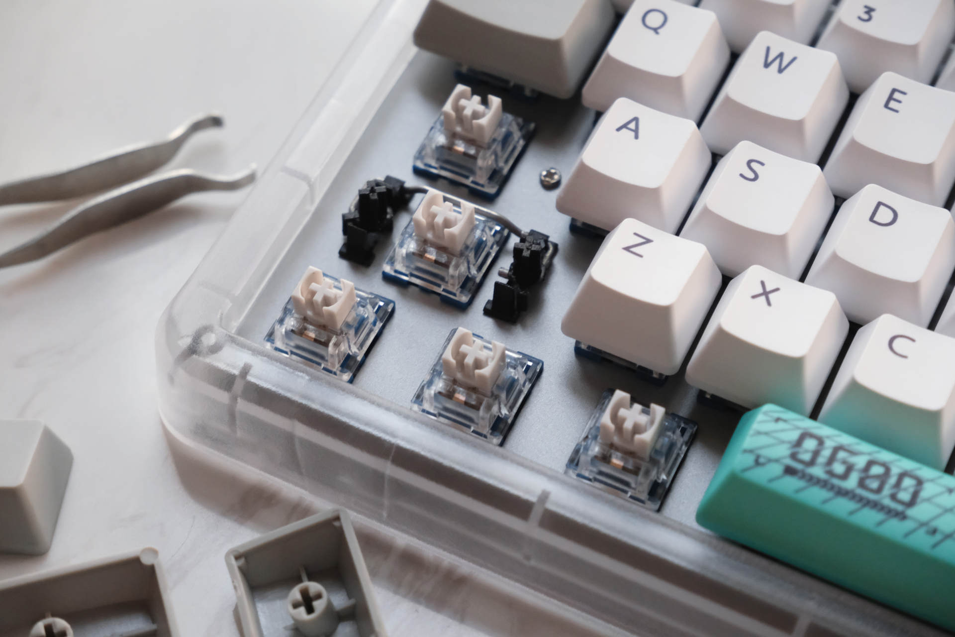 虫洞机械键盘测评,iqunixog80买什么颜色