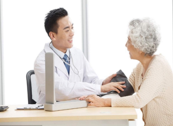 36岁女士脑梗突然死亡,30岁女子高血压脑溢血