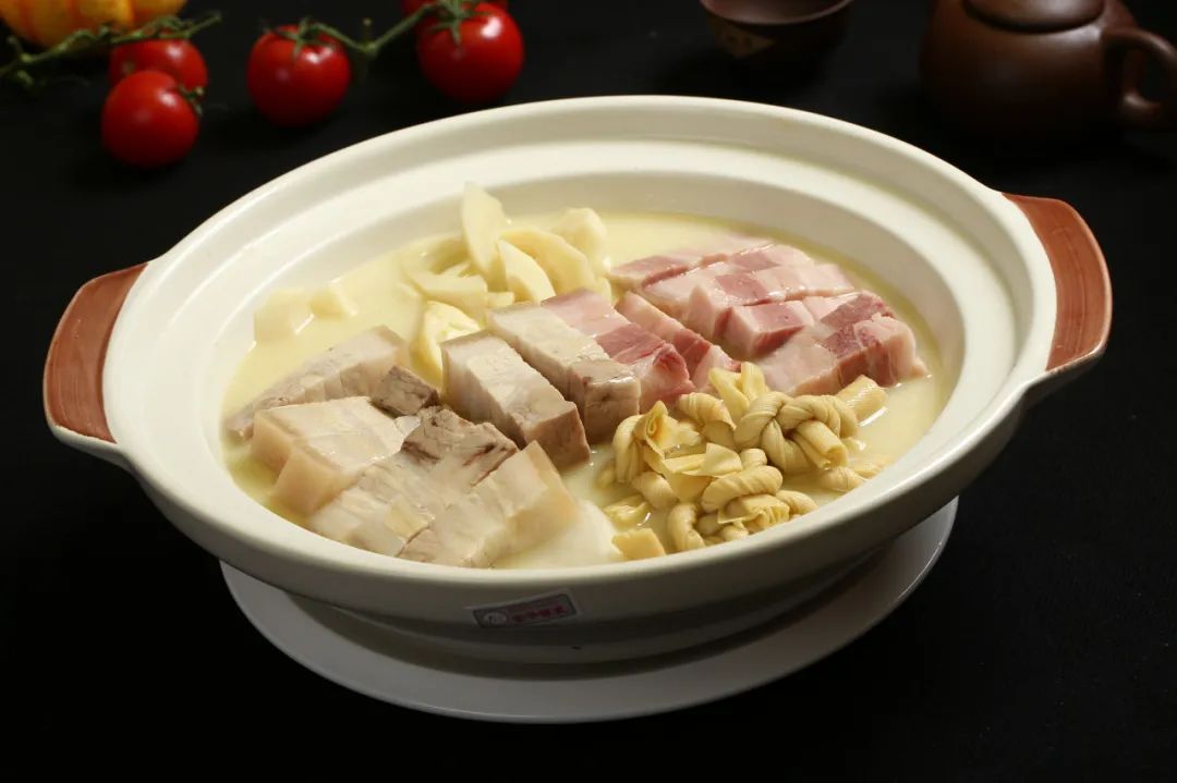 我去竹林避暑了，夏天过完再通知我！