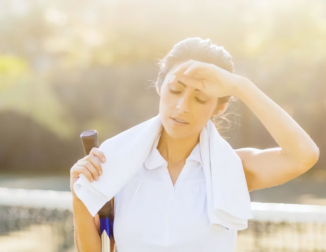 半夜出汗全身湿透是不是阳了,半夜出汗把被子都湿了是什么原因