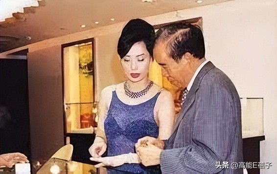 香港女富豪翡翠,香港的女富豪都有哪些