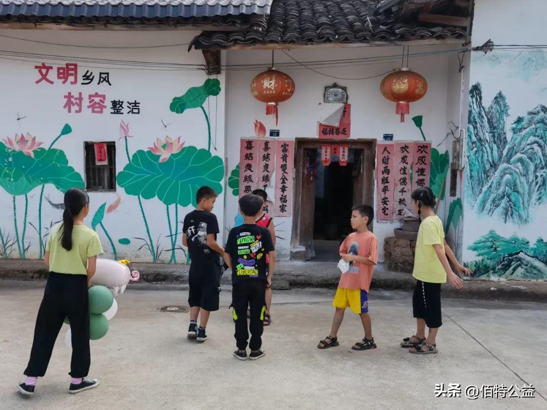 多年后，那群在龙眼树下玩耍的孩子们还好吗