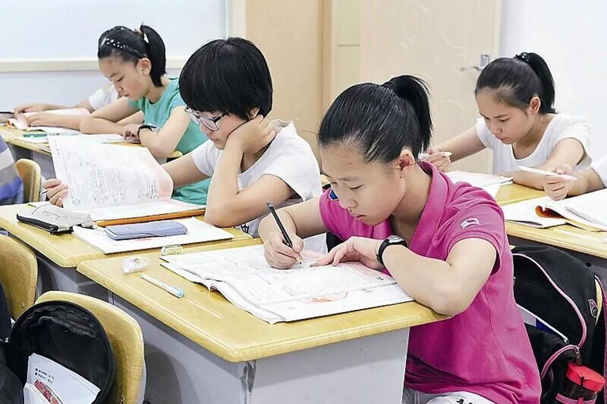 天津2020中考400分能上高中吗,在天津考重点高中难不难