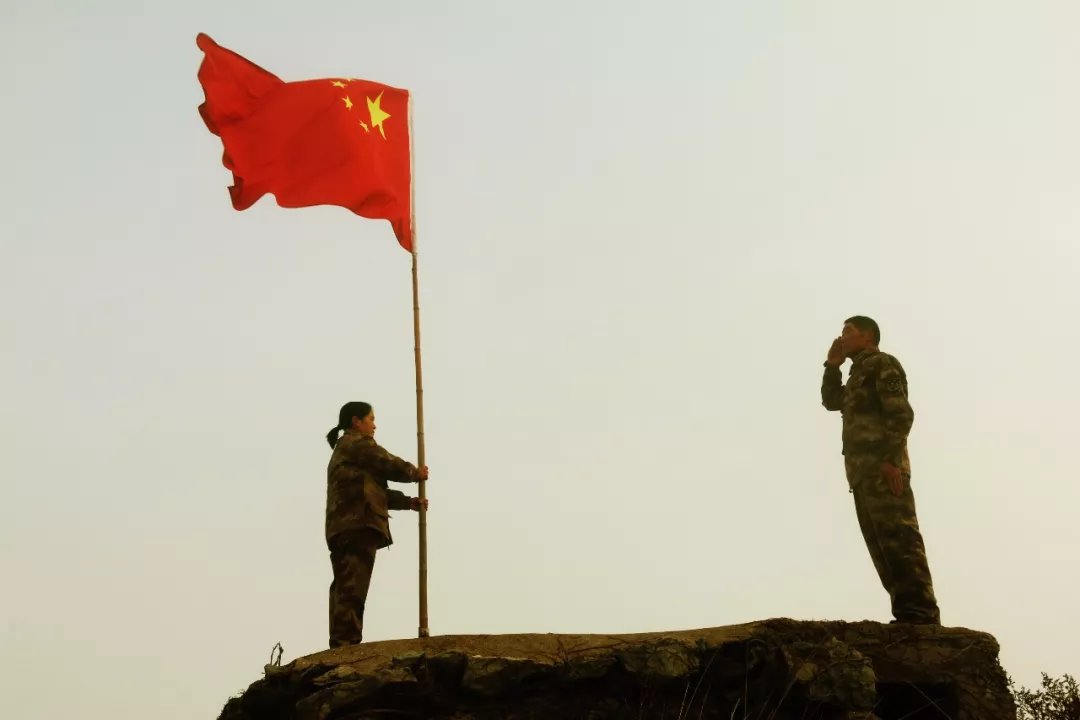 江苏夫妻守岛32年,夫妻俩孤守孤岛没水没电