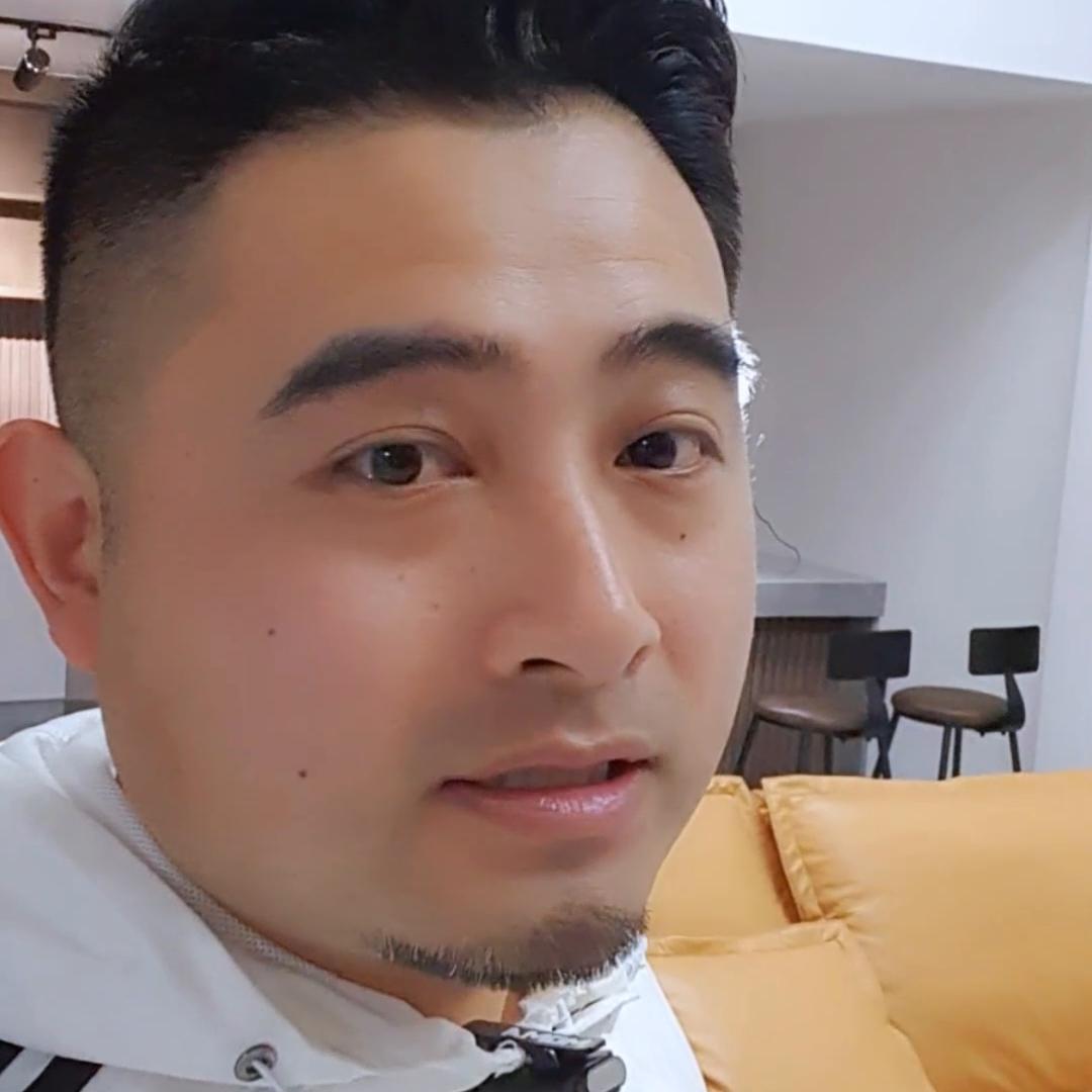 在商场附近开便利店能赚钱吗,想自己创业怎么开店铺赚钱