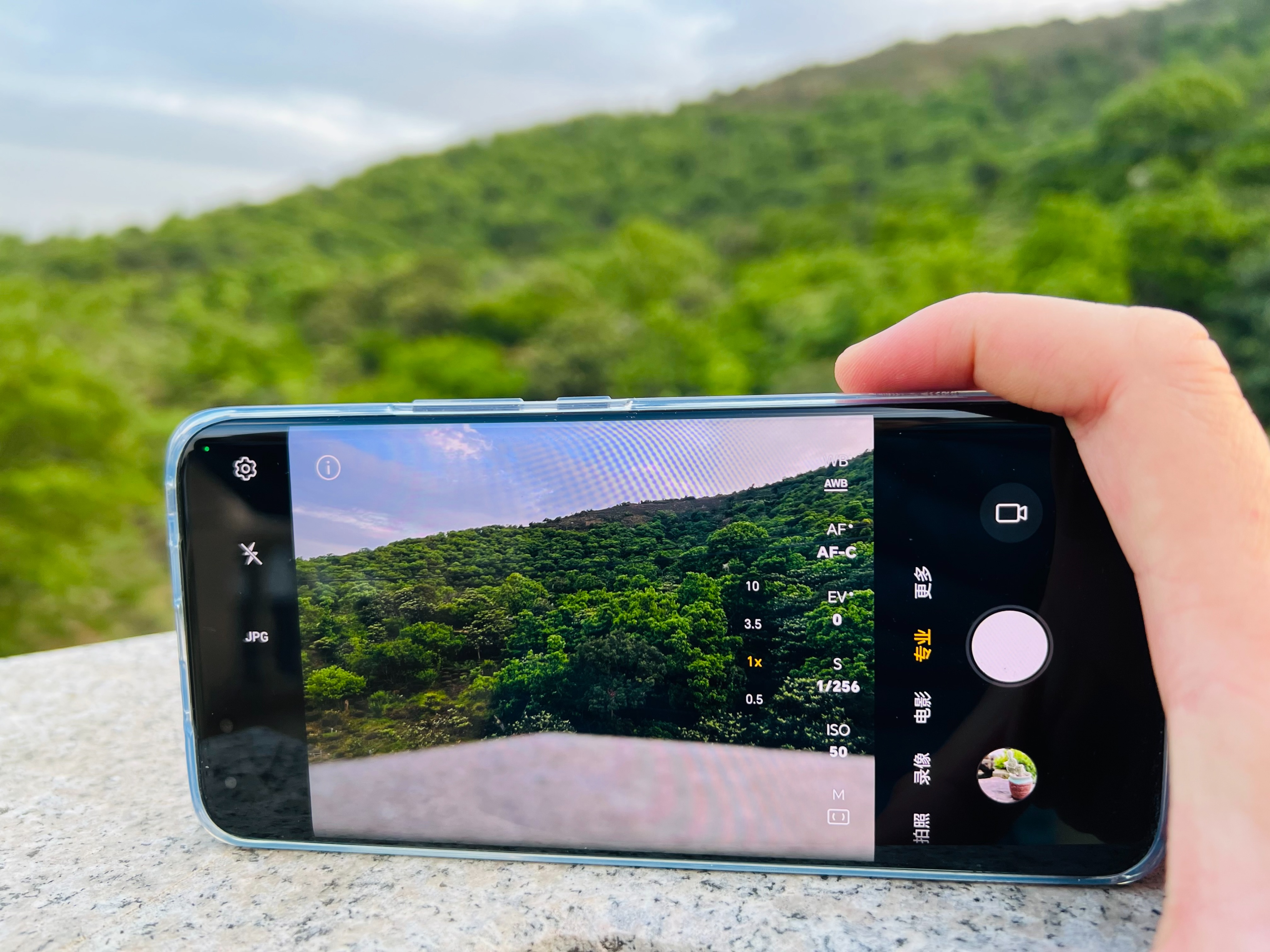 为什么国产手机拍照会模糊,国产旗舰手机为什么喜欢拍照