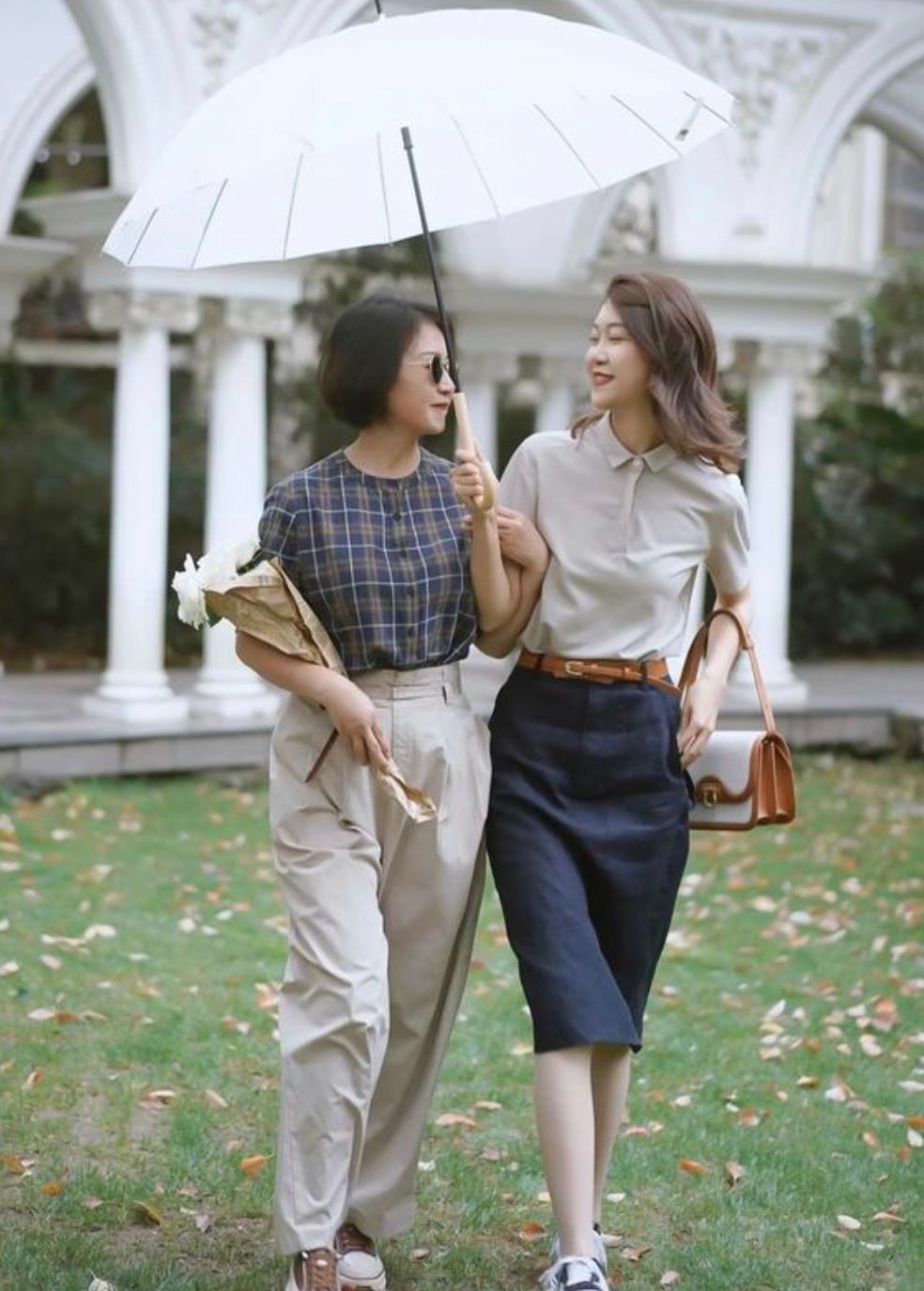 45岁女人冬季阔腿裤穿衣搭配,49岁女人雪纺衫穿搭讲解