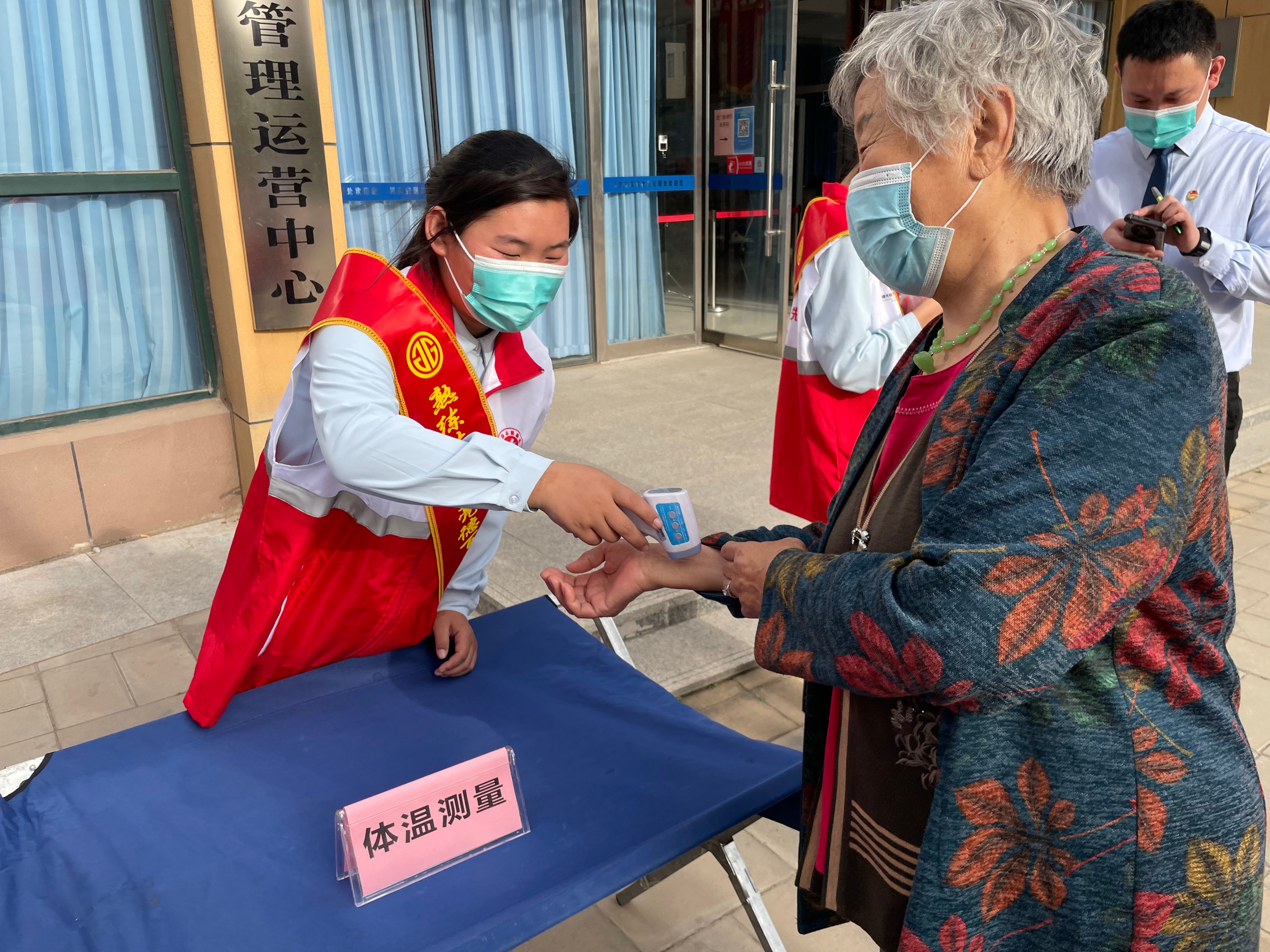 德州经开区宋官屯街道大申社区：便民服务进社区，惠民服务“零距离”