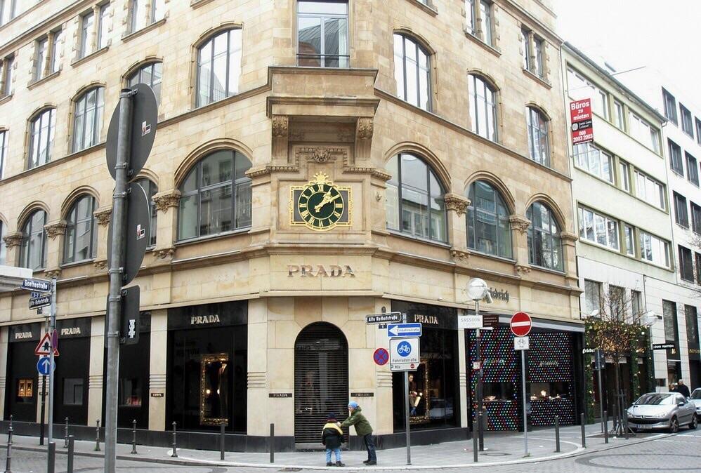 全球十大服装奢侈品,2021全球十大奢侈品品牌排名