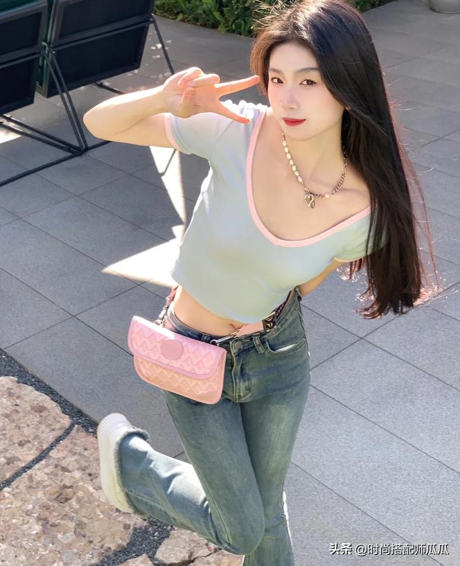 马蹄裤时髦穿搭,小个子短粗腿适合穿马蹄裤吗