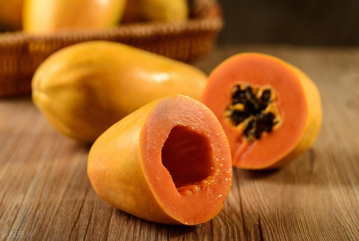 可以消除脸上皮肤痘痘的水果,吃什么水果可以消除脸上的痘痘