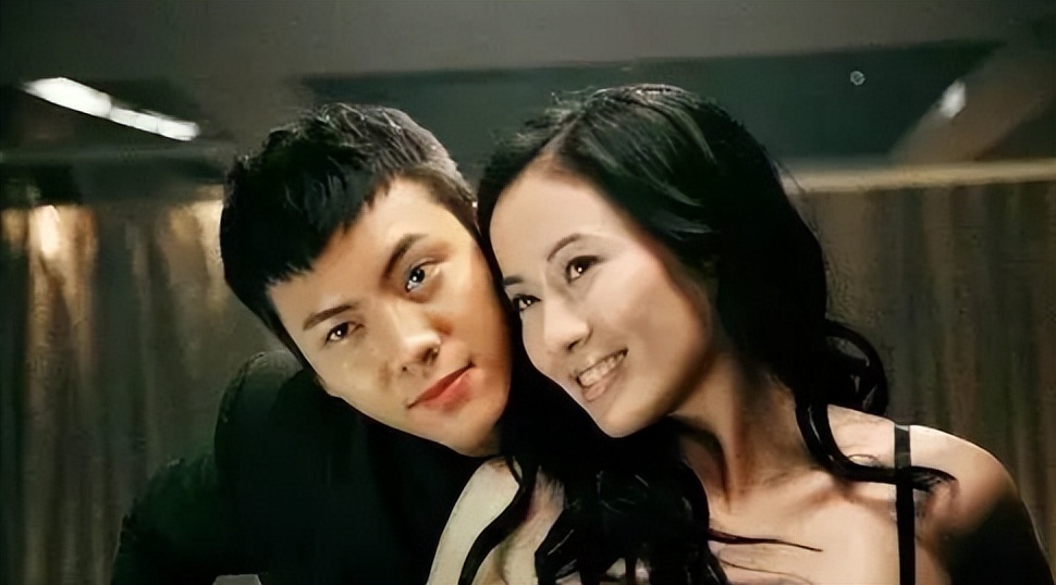 上万小费,生日送奥迪,“男模有偿陪侍”为啥会让她们欲罢不能?