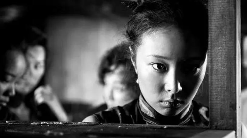 孙红雷评大嫂,一句大嫂把汪曼春的智商降为零