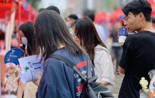 文科冷门又好就业的专业,文科冷门却吃香的专业