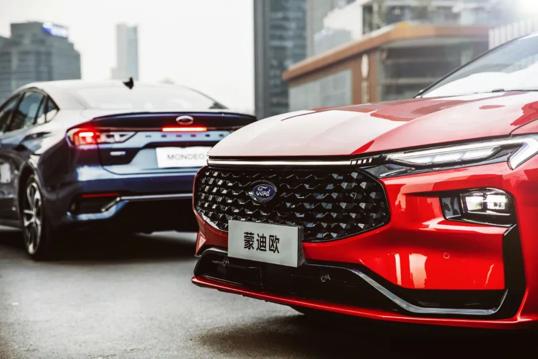 新款蒙迪欧迈锐宝,迈锐宝和蒙迪欧哪个安全