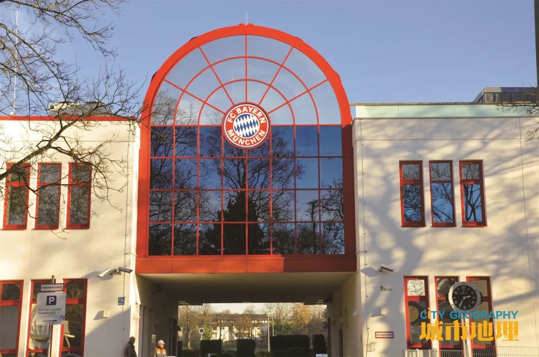 走近慕尼黑，燃烧了一百年的足球之魂