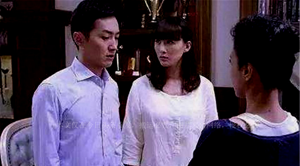 “我”月薪三万，男友顺利考公后却逼分手，我便拿出手机：还钱。