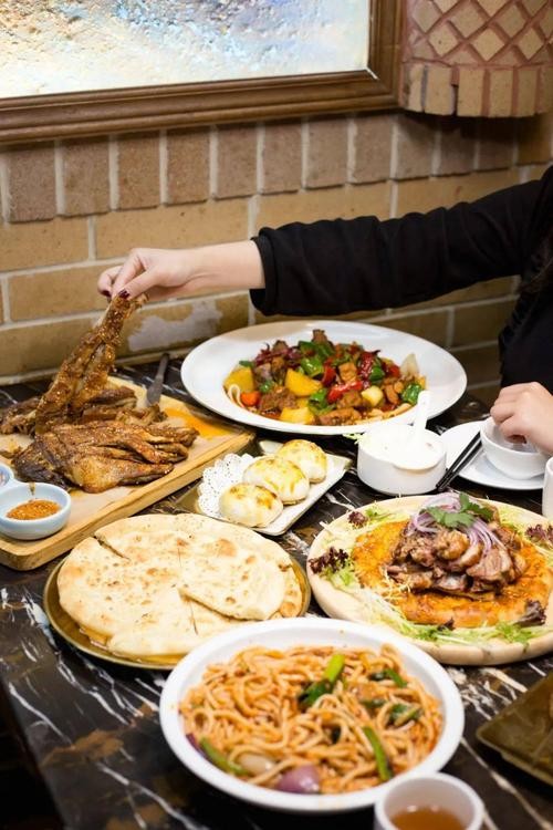 聚会最好菜系,豪华家庭聚会菜系