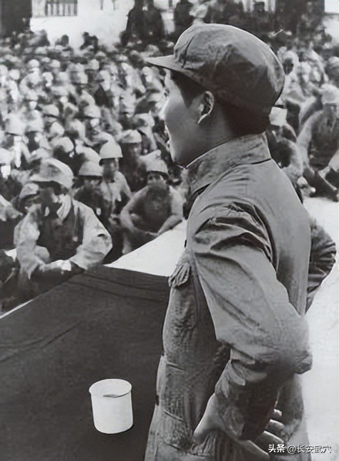 毛*东泽**：世界上最杰出而伟大的军事家