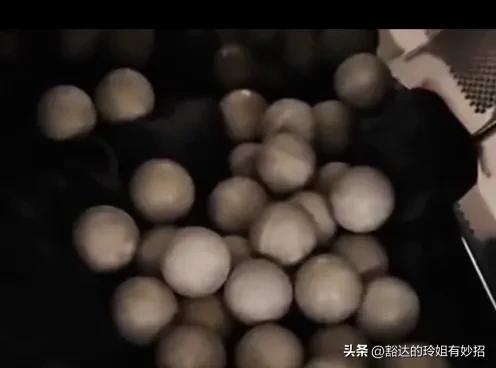 皮衣有笔迹怎么去除,皮衣有笔迹怎么清洗小妙招