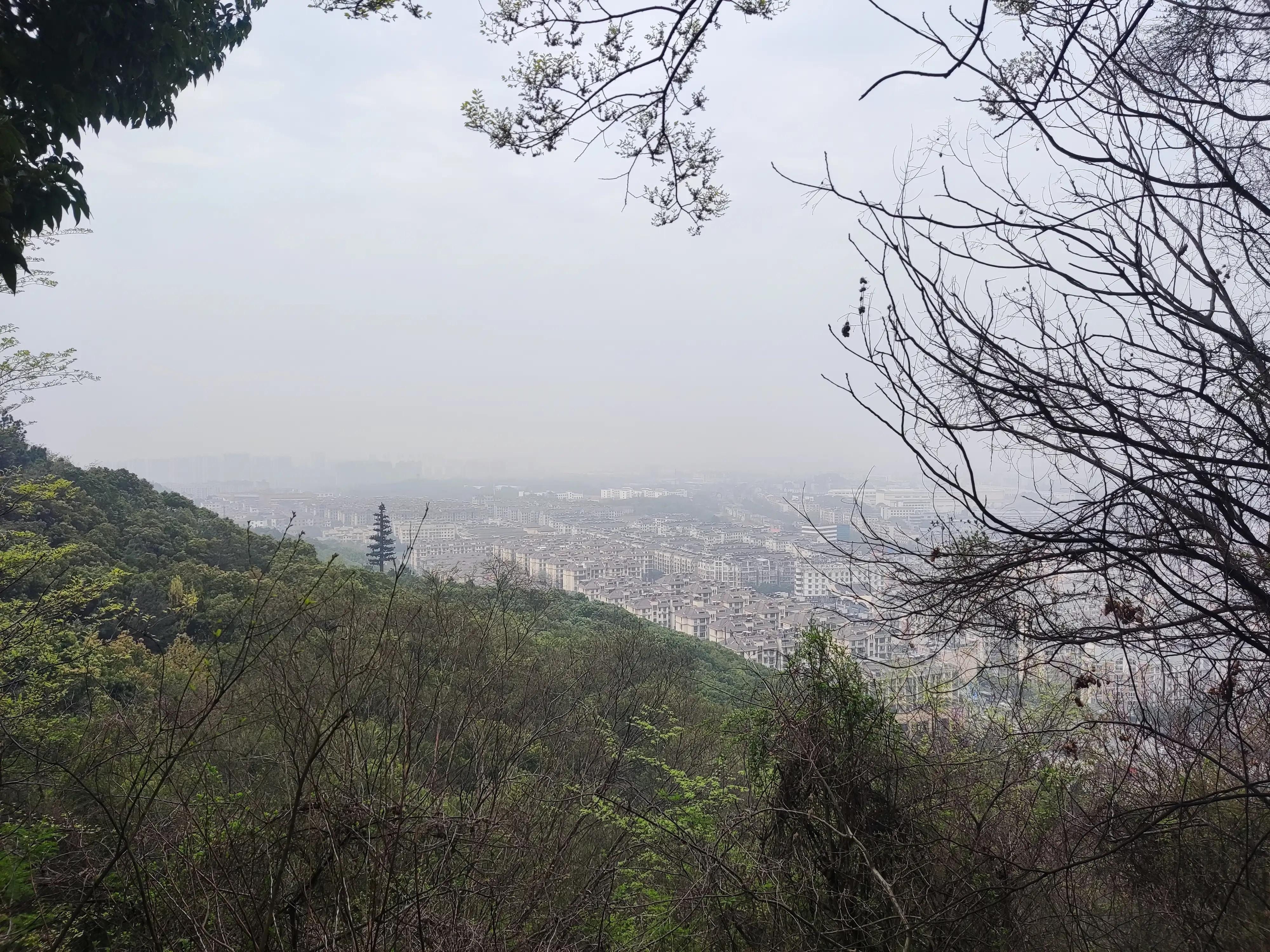 坐长途火车游中国,坐着火车旅行中国