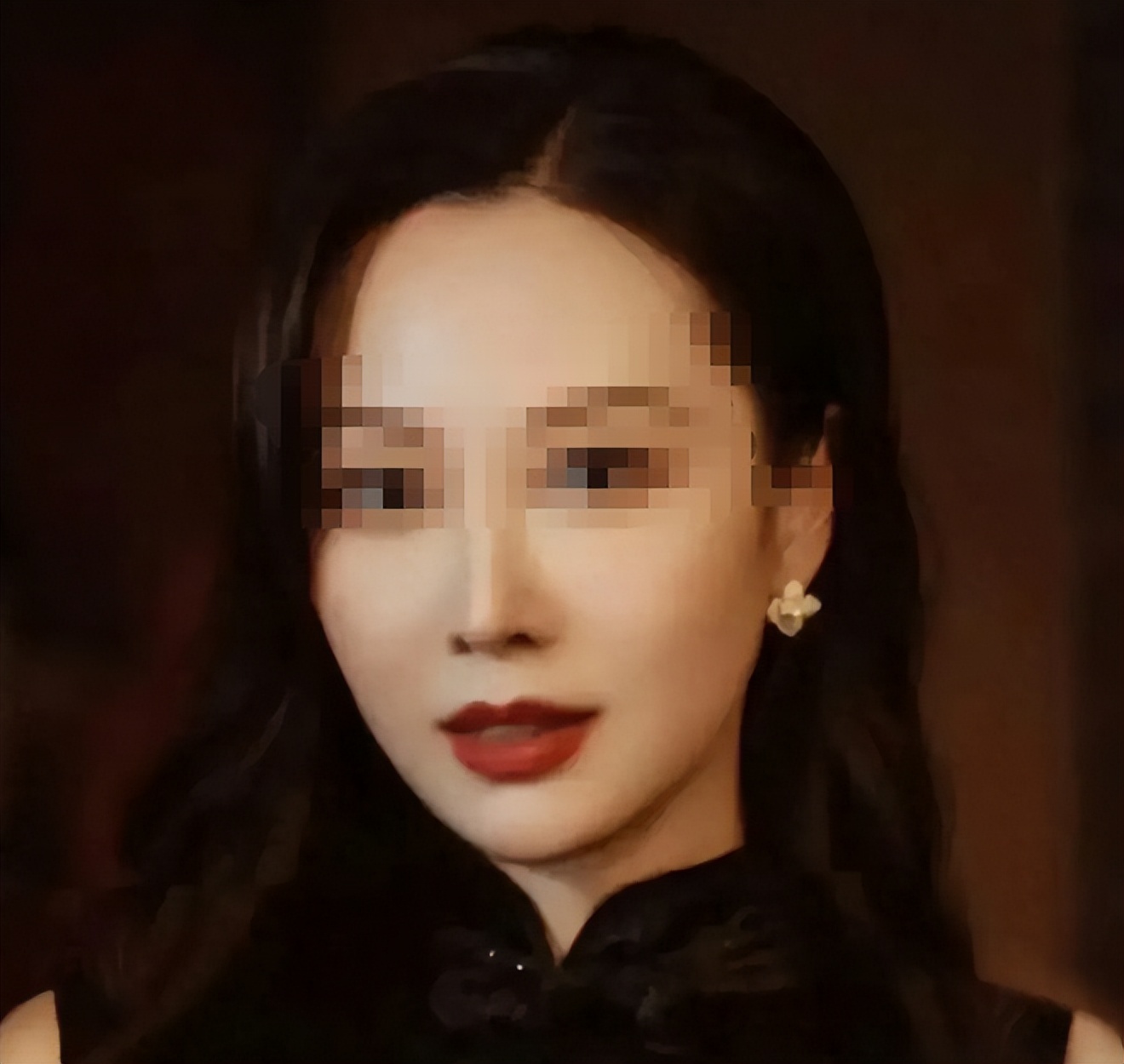 云核变量集团董事长实名举报桑春华进行多人活动,为何不报警处理