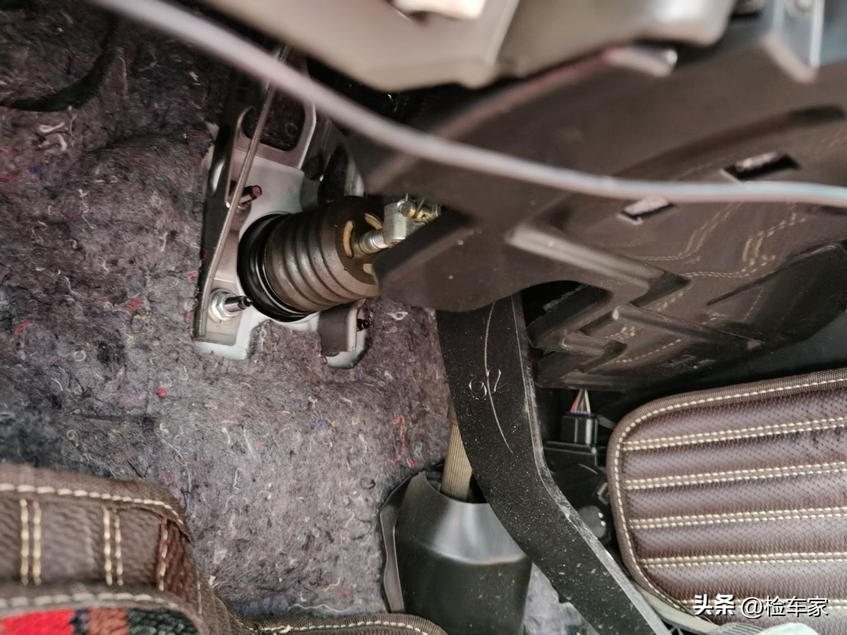 十年车龄的丰田致炫能卖多少钱,八年丰田致炫值多少钱