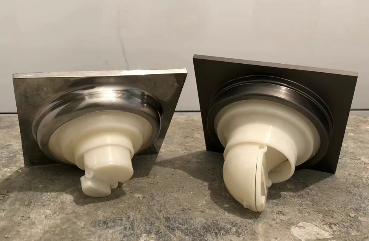 更换地漏和普通地漏,装修不到一年漏水