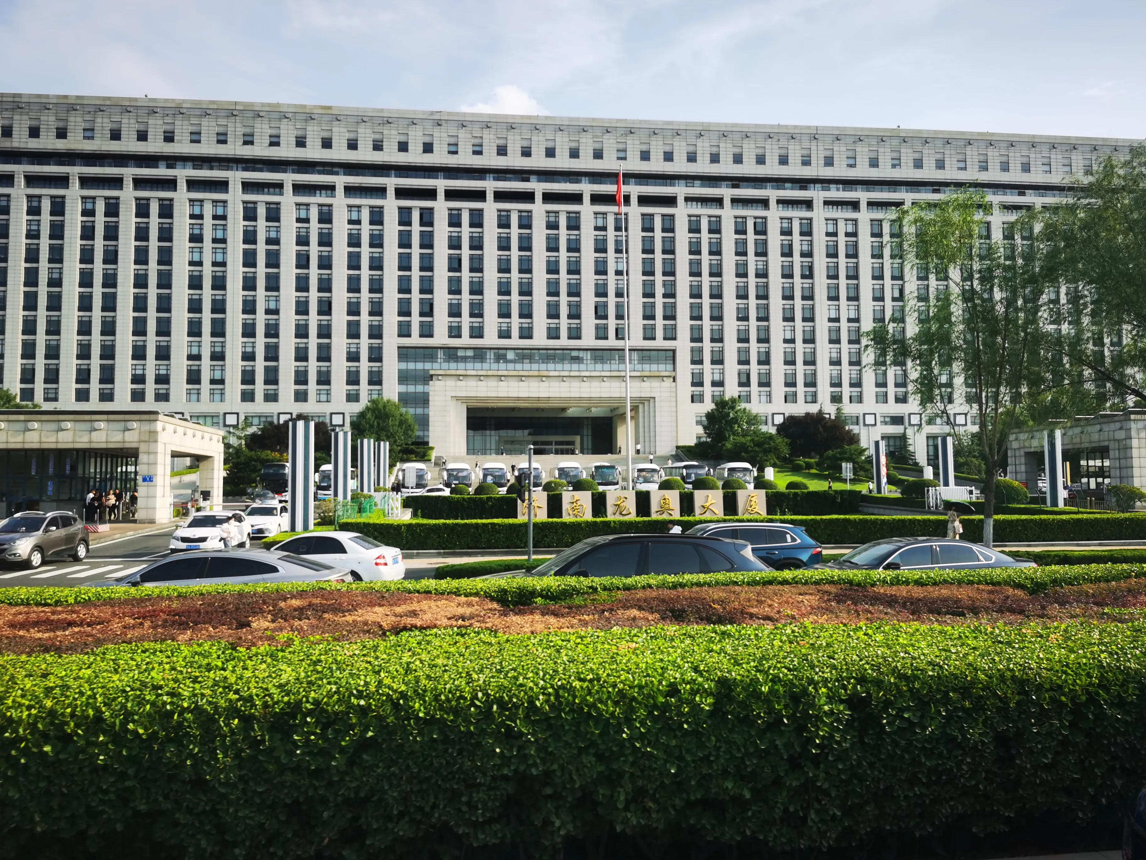 济南二环的楼,济南1700亿的楼