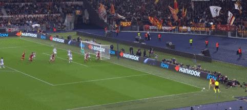 曼联十大精彩瞬间,尤文图斯vs曼联c罗凌空斩