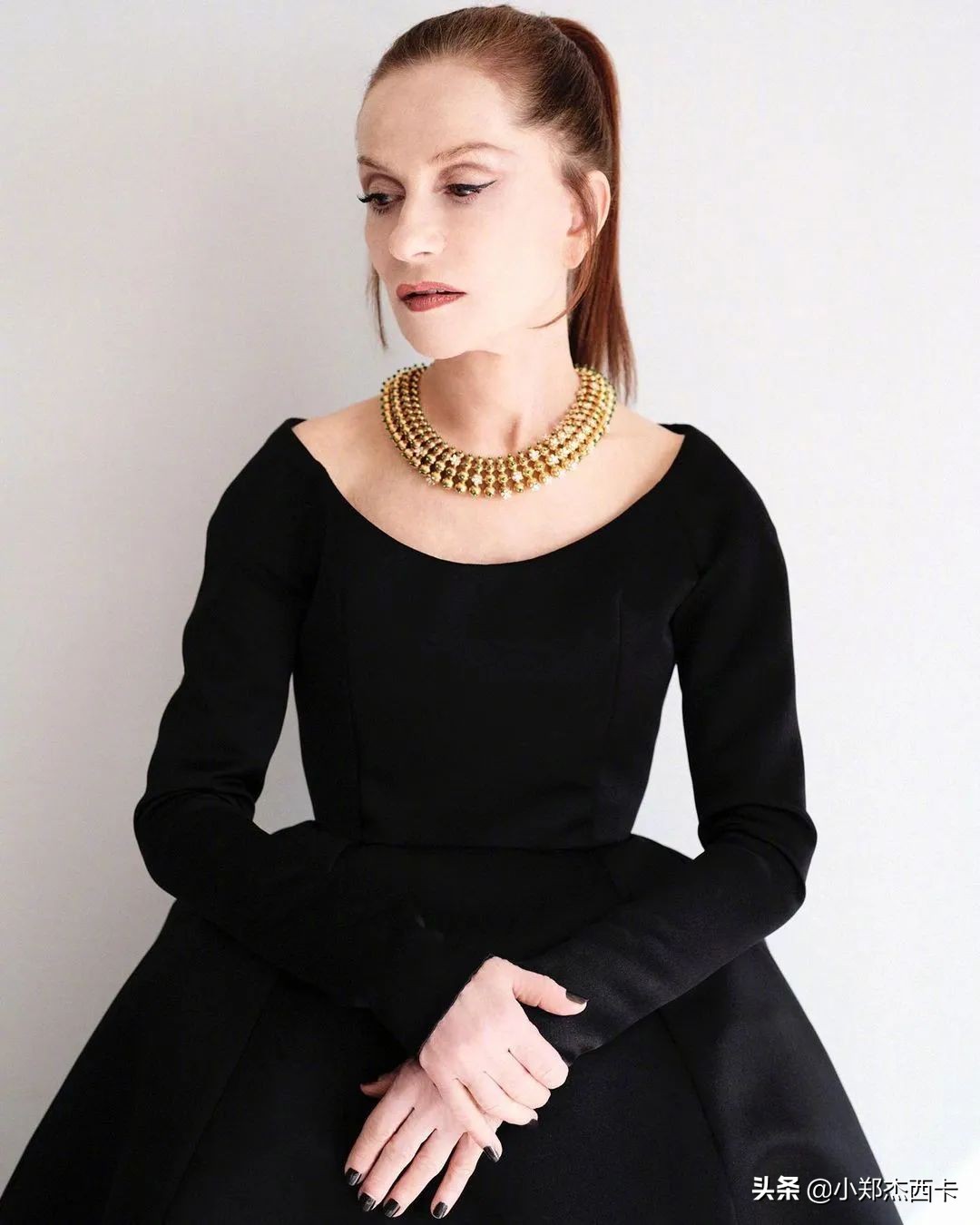 梅根上街恶搞引发网友吐槽,梅根被恶搞合集