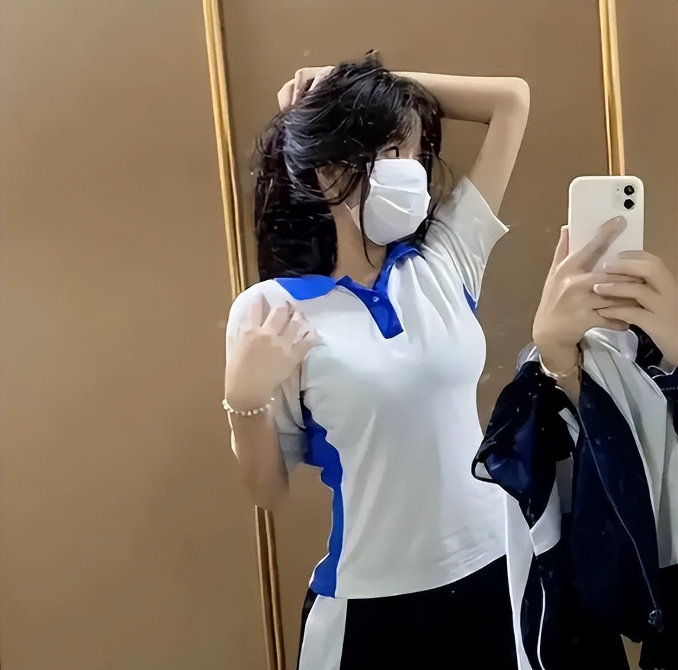 初中生审美竟一直不变，“鲶鱼头”依旧盛行，家长：哪里好看？