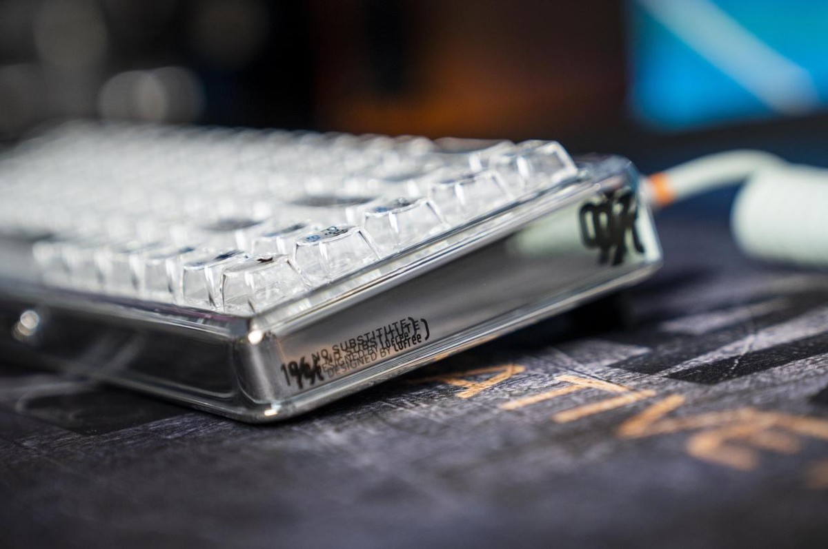 洛斐蓝牙键盘青轴,洛斐蓝牙机械键盘测评