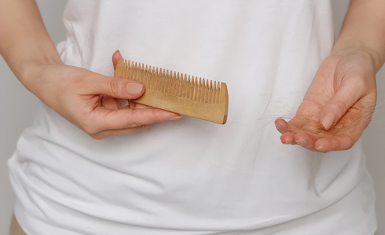 熬夜和肾亏导致的脱发会恢复吗,为了防止脱发改变熬夜的坏习惯